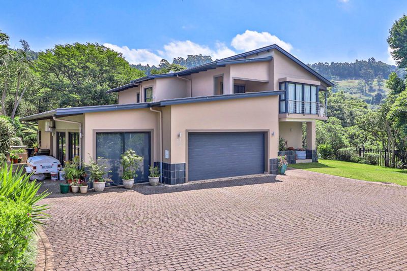 4 bed(s),2 bath(s), 3 garage(s). House for sale in Braynston, Sandton.